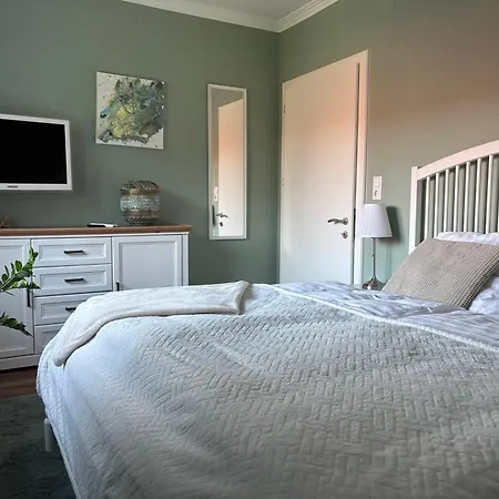 Julia - Ruhelage Mit Panoramablick דירה *